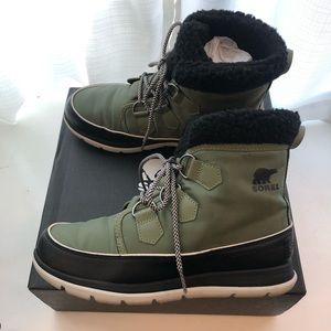 Sorel Explorer Carnival Boot women sz 8.5